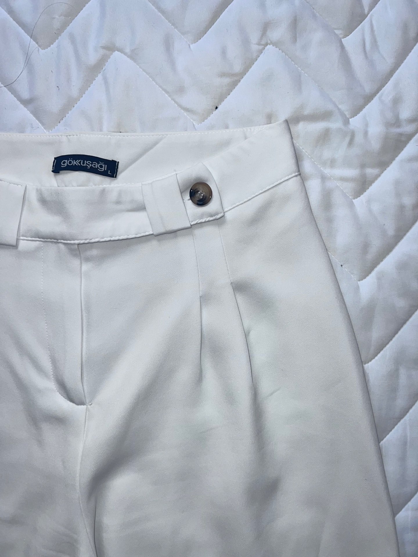 Бели панталони - 2