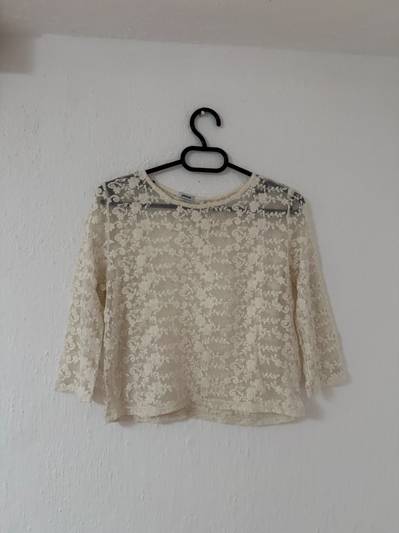 Interesna letna bluza