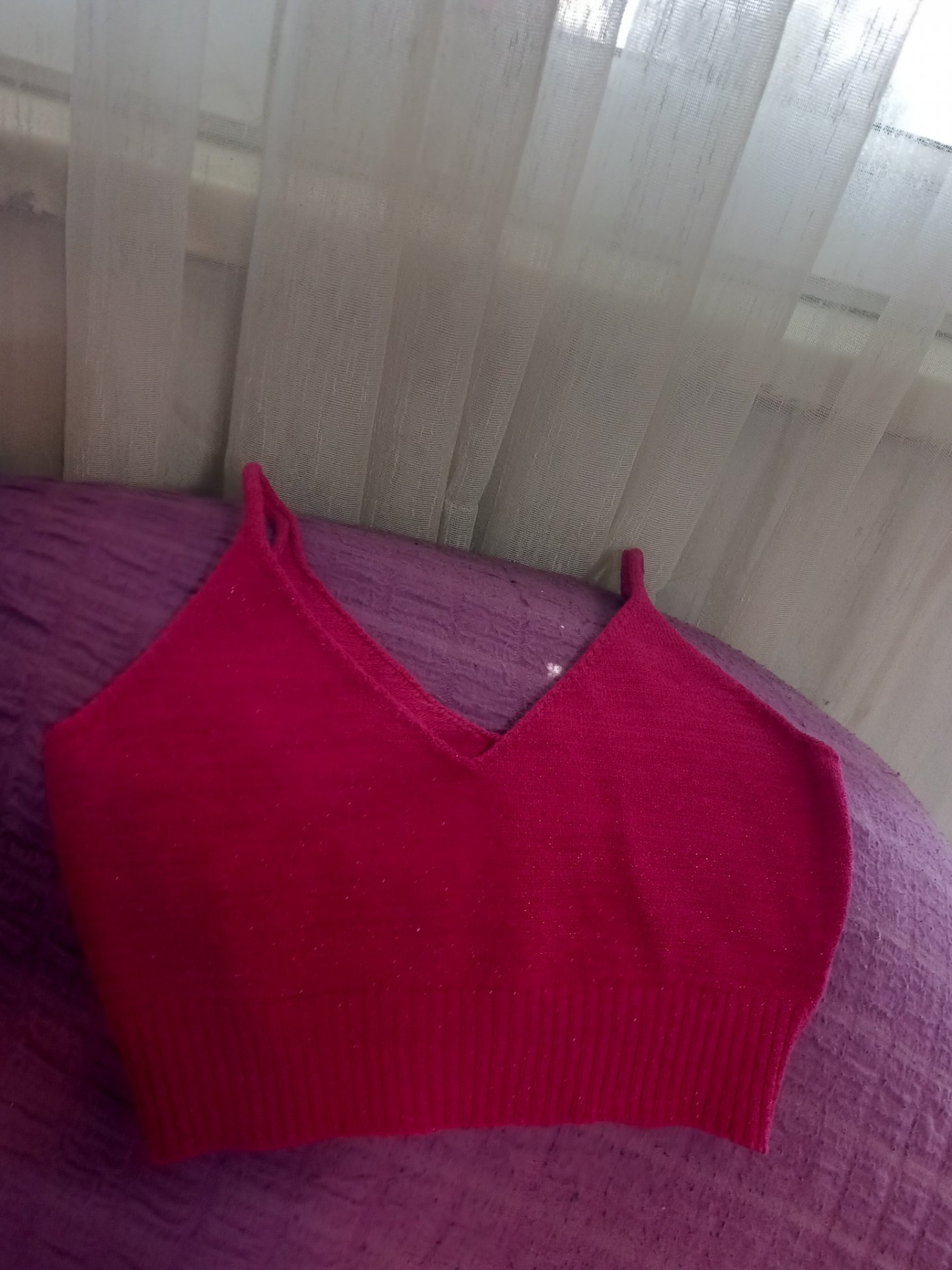 Calliope rozev crop top so svetki