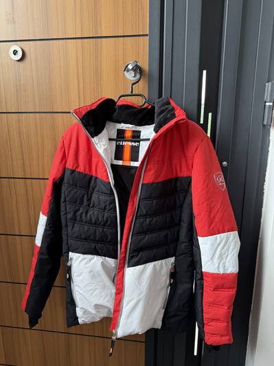 Зимска јакна за скијање