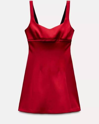 Црвен сатенски фустан Zara