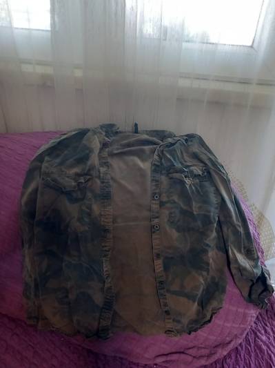 Stradivarius kosula vojnicka