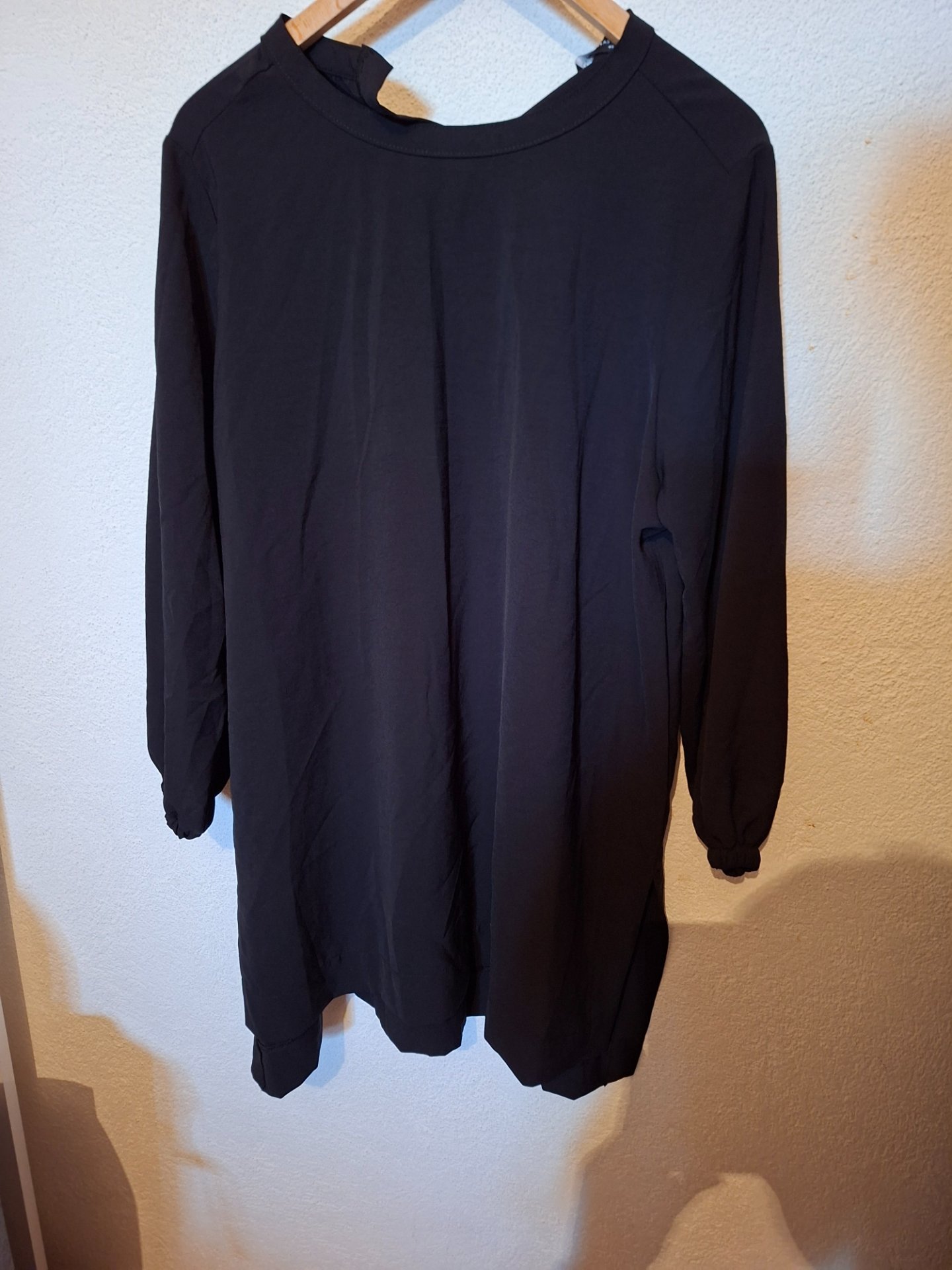 Женска туника број 48