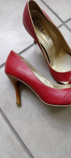 Kozni Kondura sandala