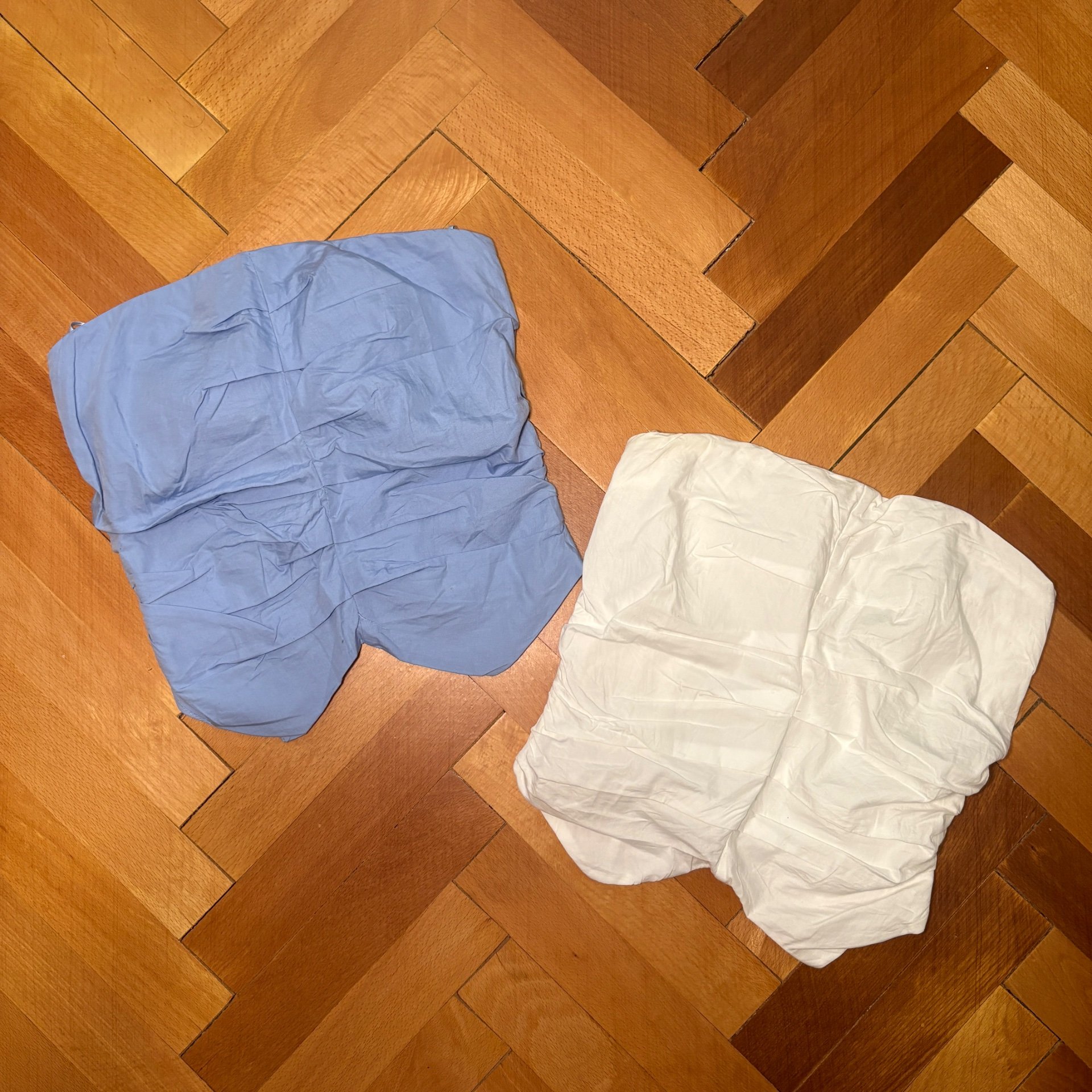 New Yorker tops