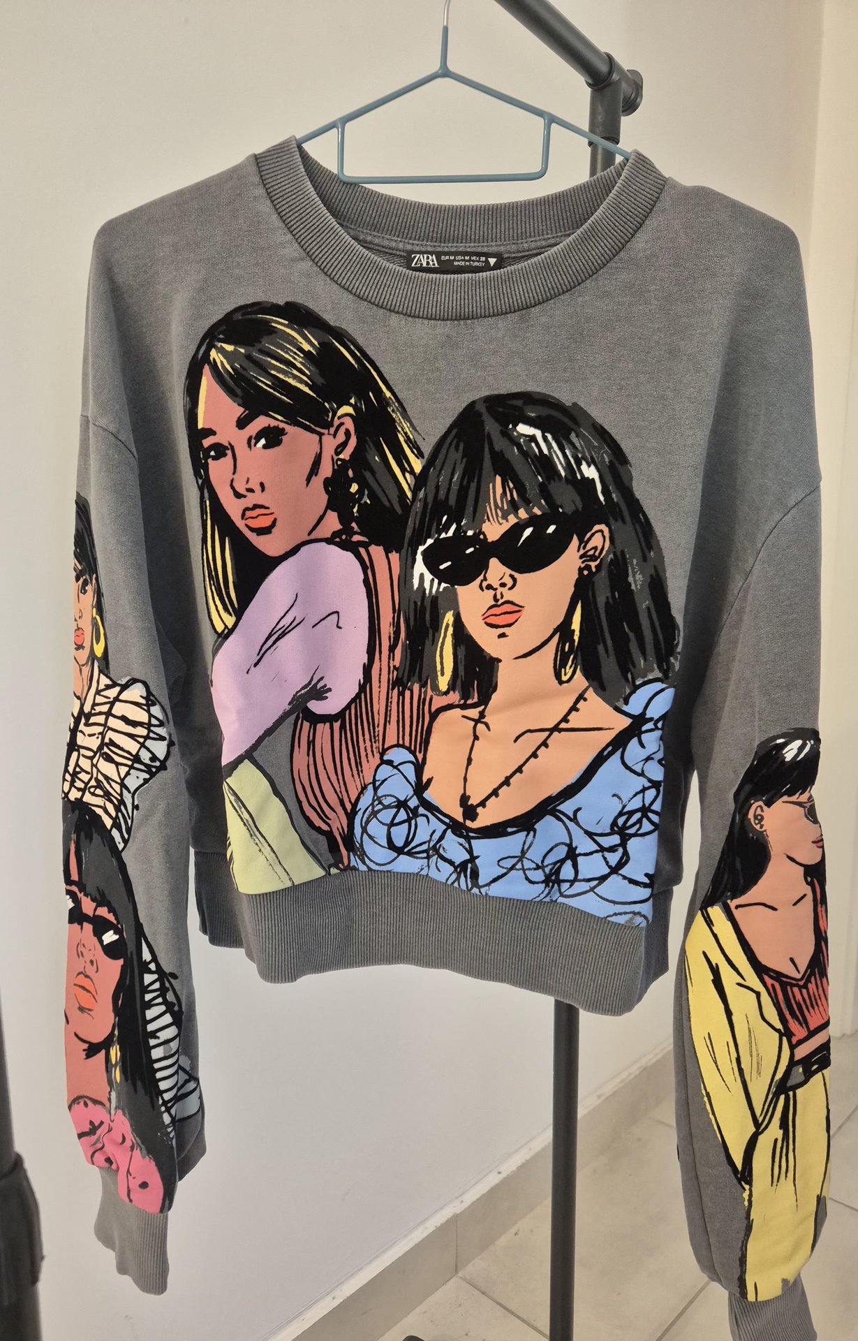Zara дуксер
