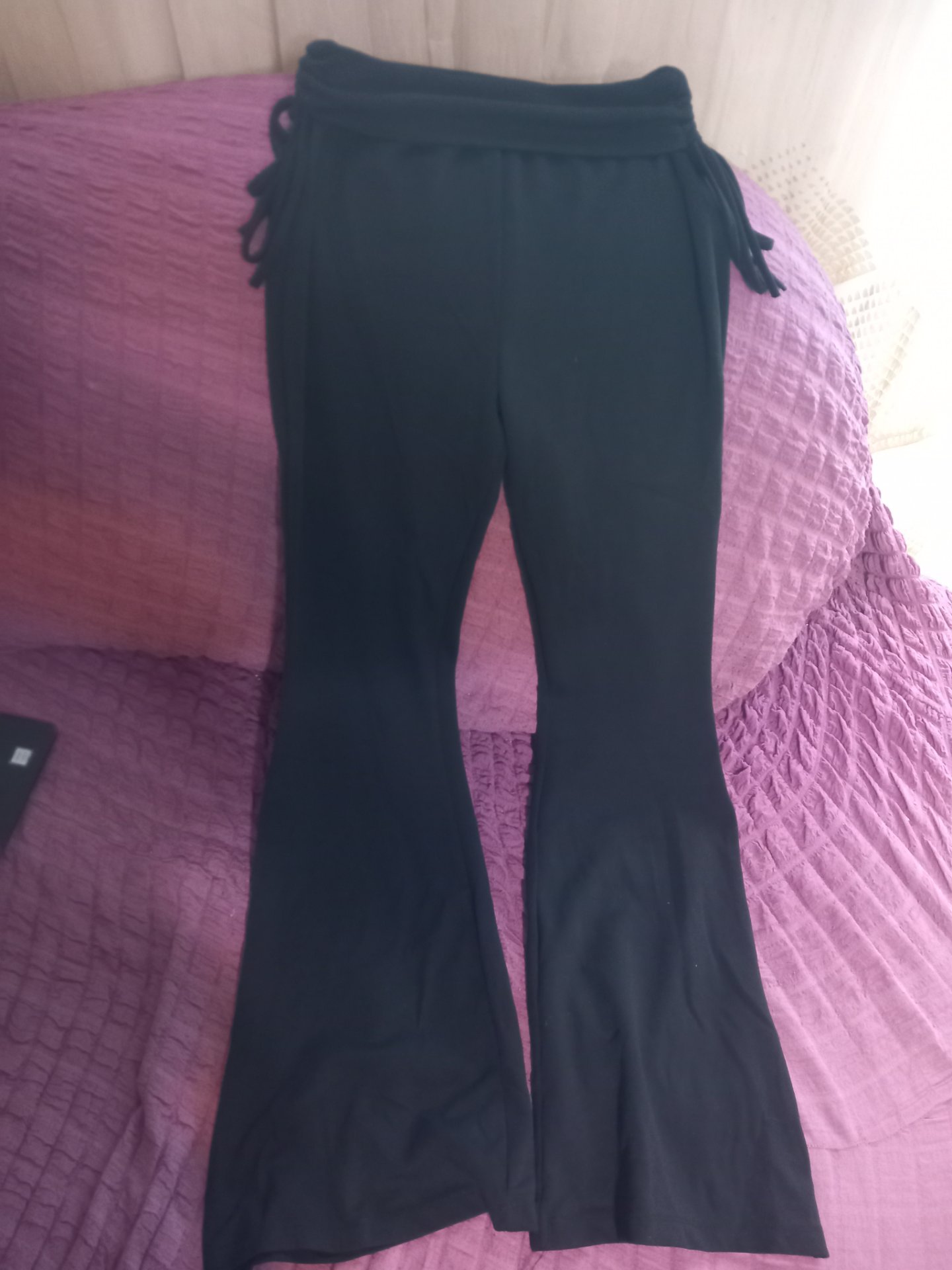 Ambar pamucni pantaloni novi zvonarki