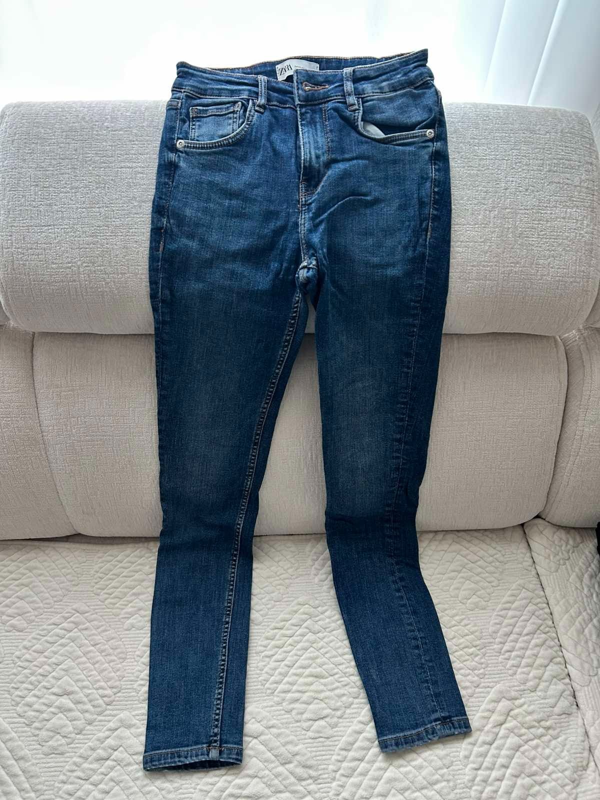 Zara Фармерки