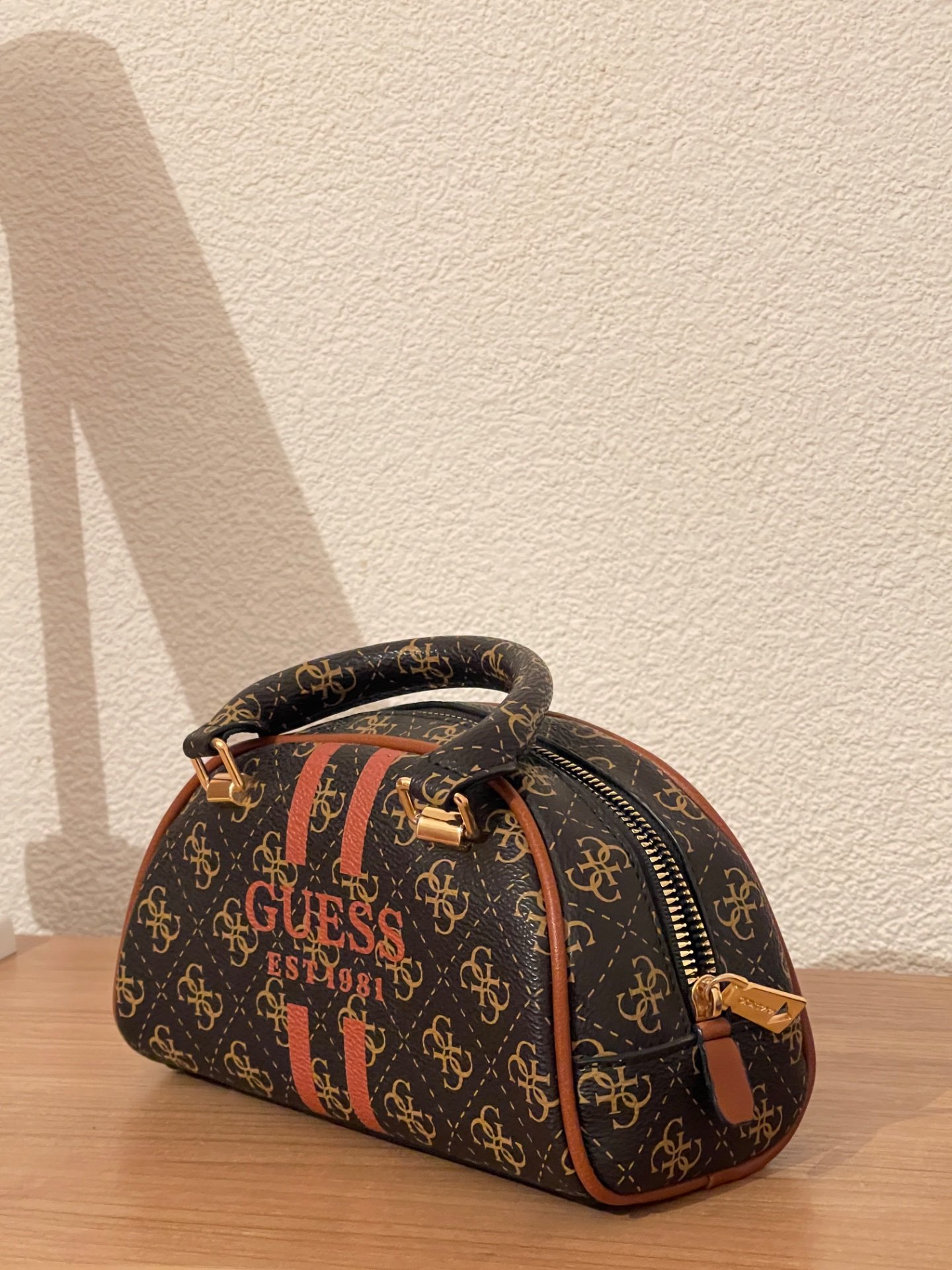 Guess canta - 2