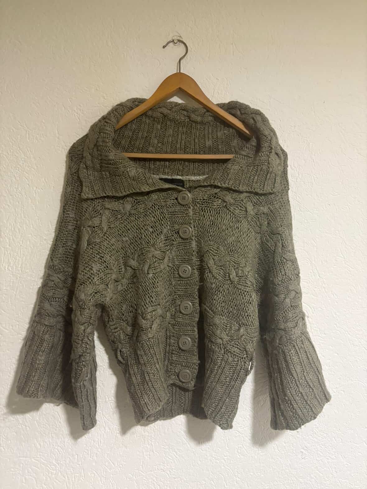 Џемпер - Манго 38