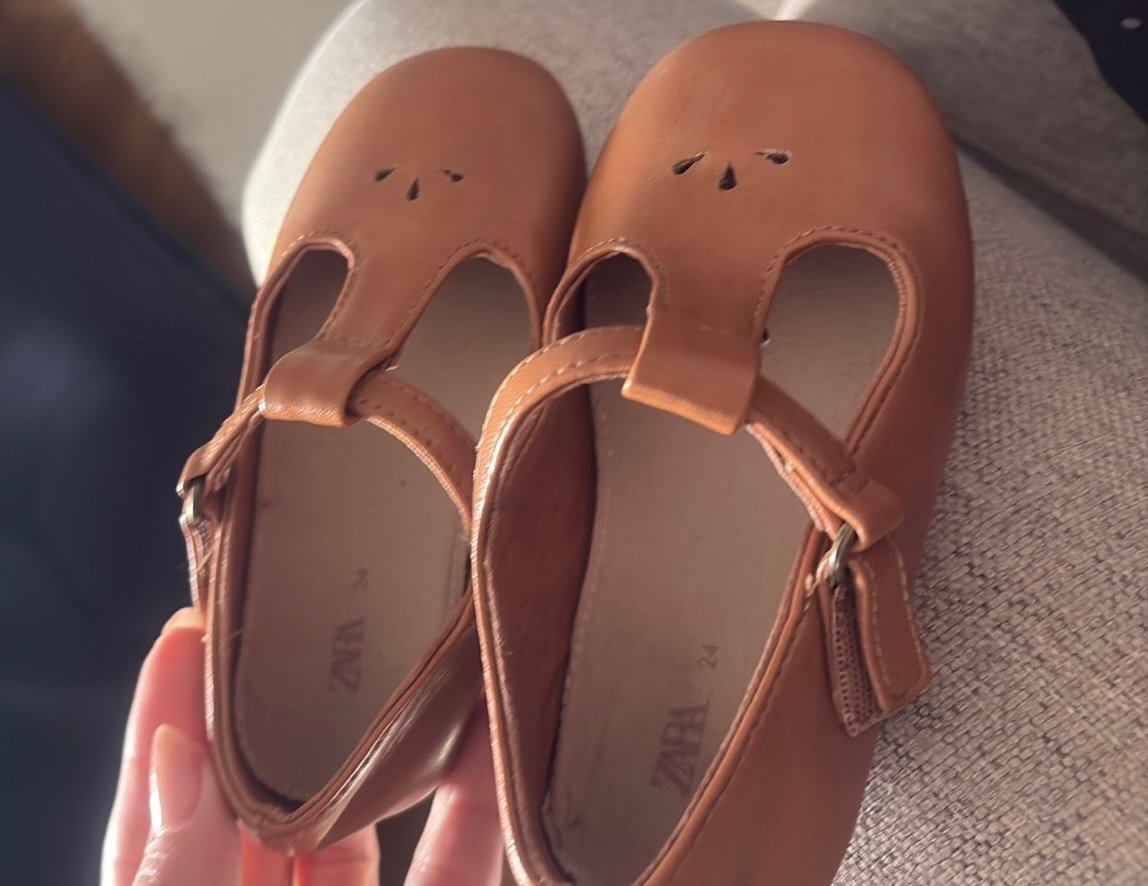 Kozni Zara sandalki br.24 Novi