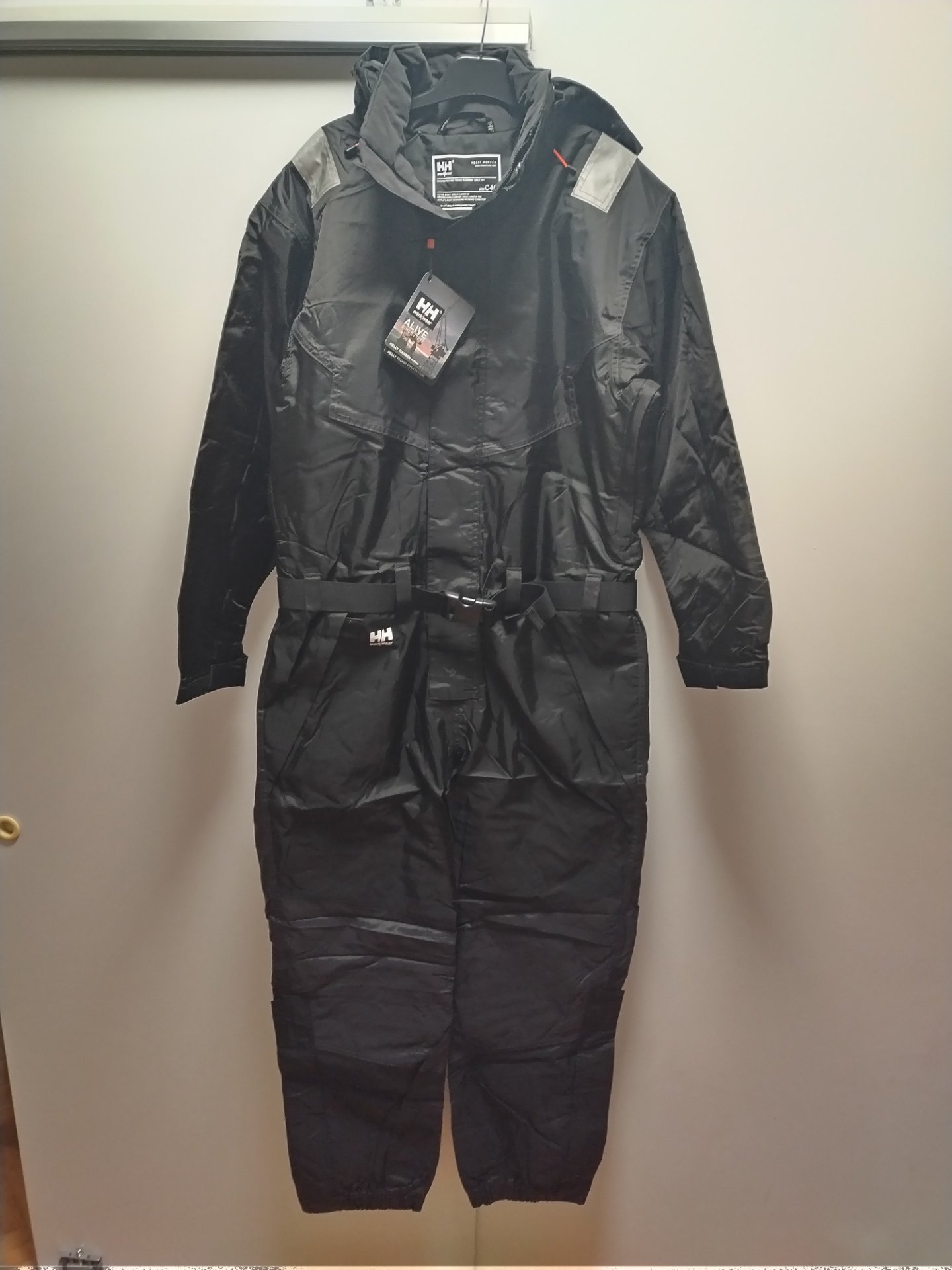 Skafandri i rakavici - 2