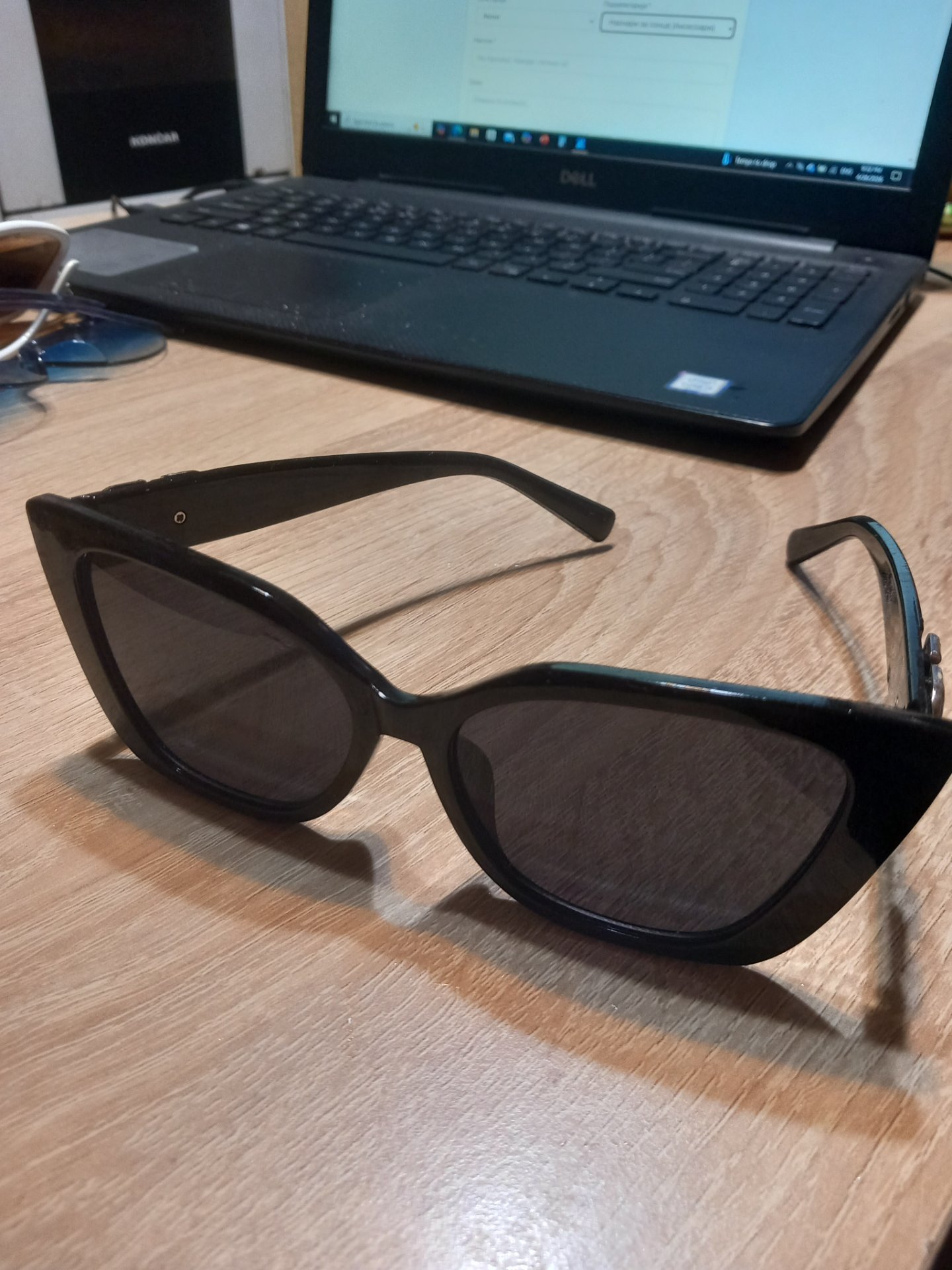 Zenski crni mackesti naocari za sonce