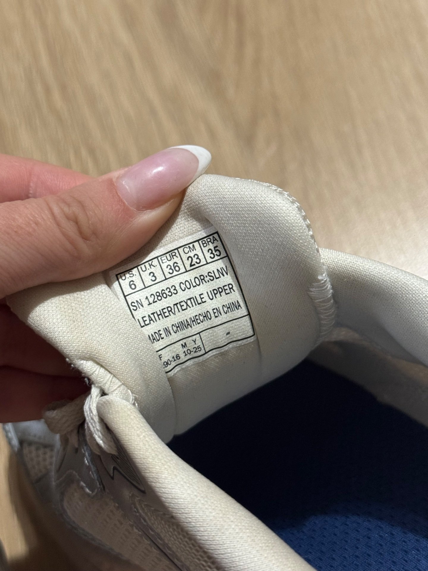 Skechers - 3