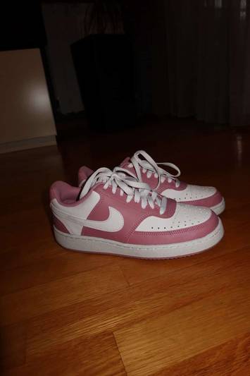 Nike Court br. 38