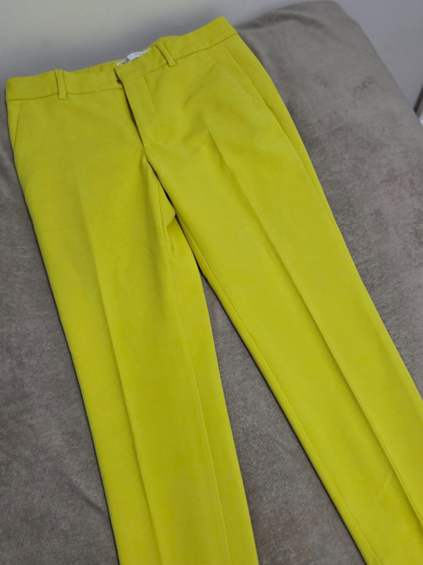 Elegantni pantaloni,zolta boja - 2