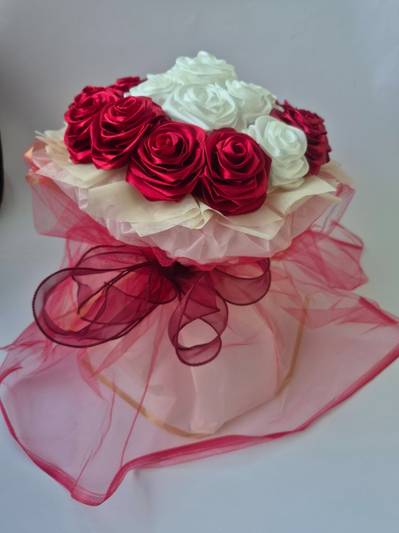 Signature Collection –  Ruby Romance ♥️🤍