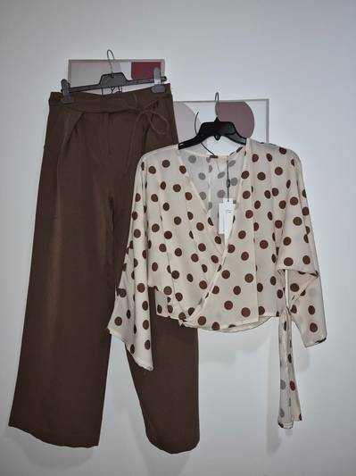 Nova koshula na preklop+pantaloni