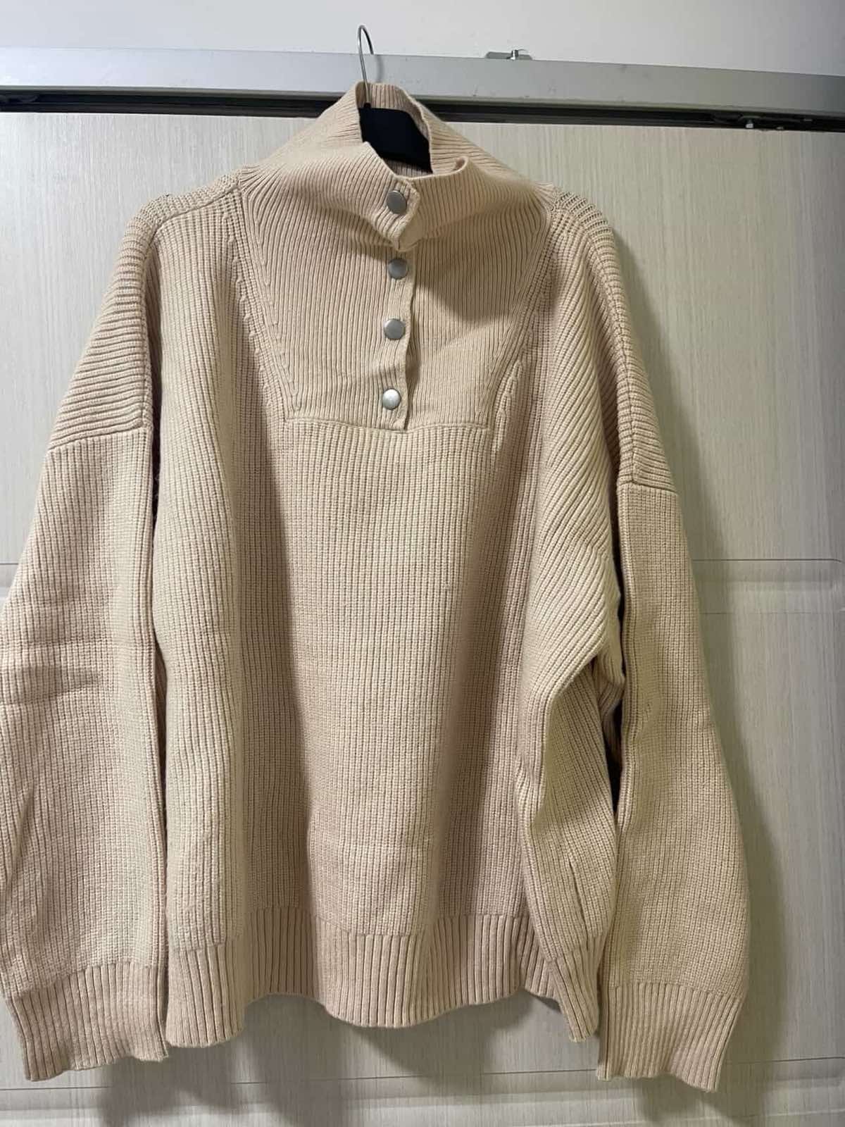 Parfois mnogu mek i prijaten oversized model