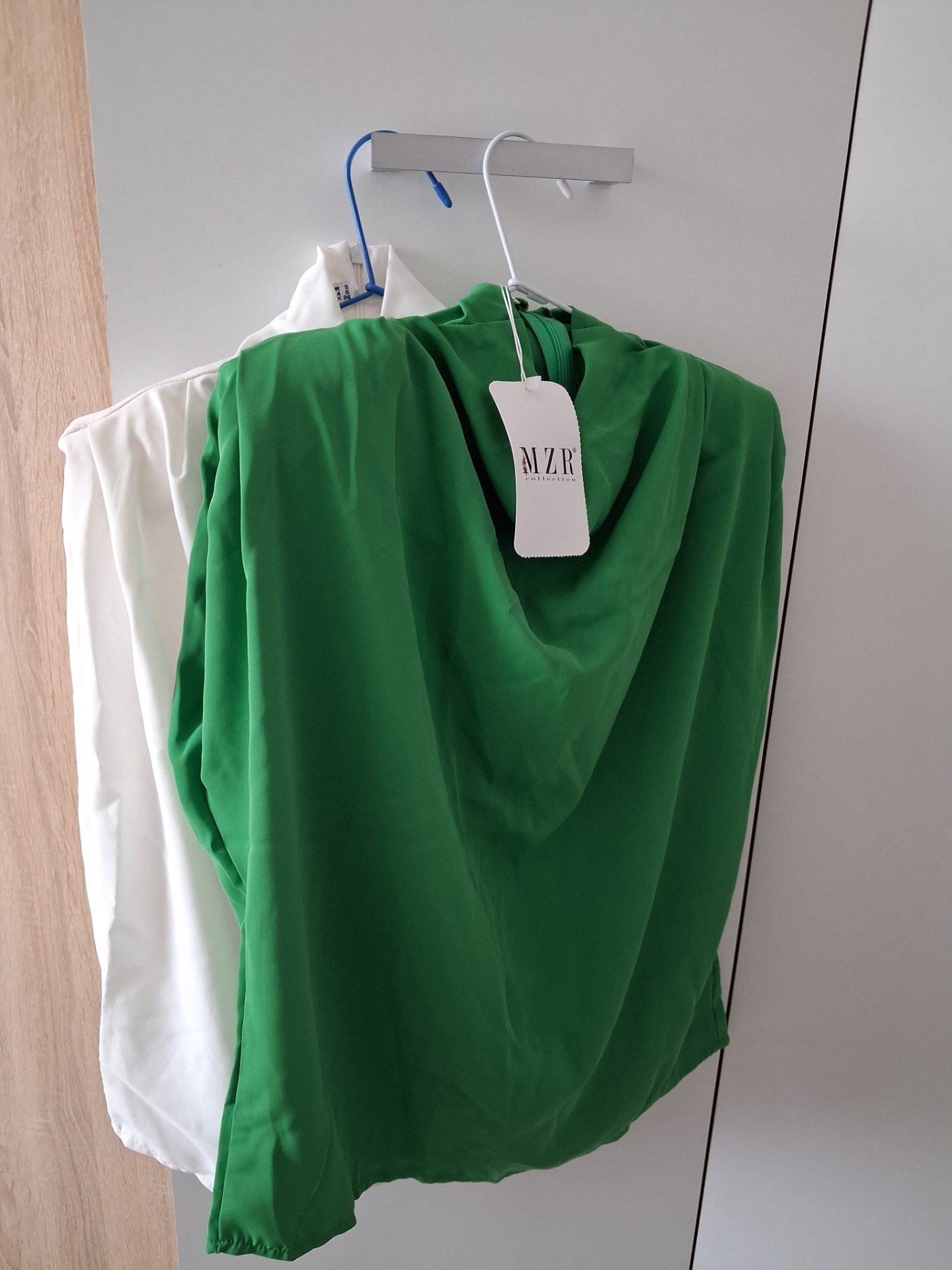 Кошулки потесен модел