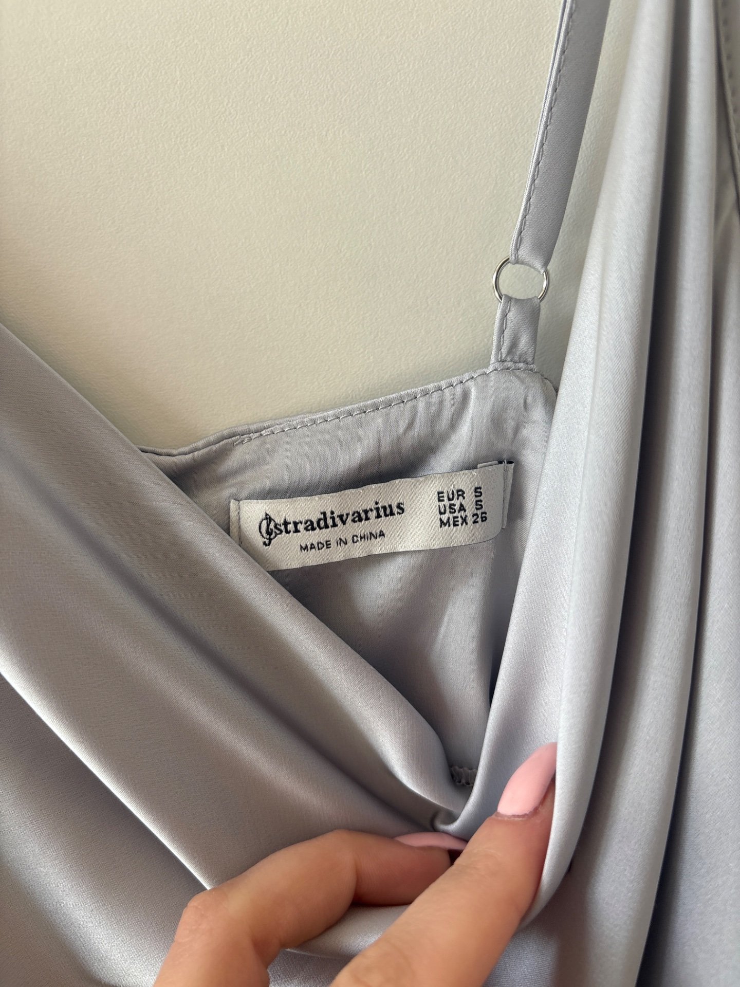 Сатенски фустан - 3