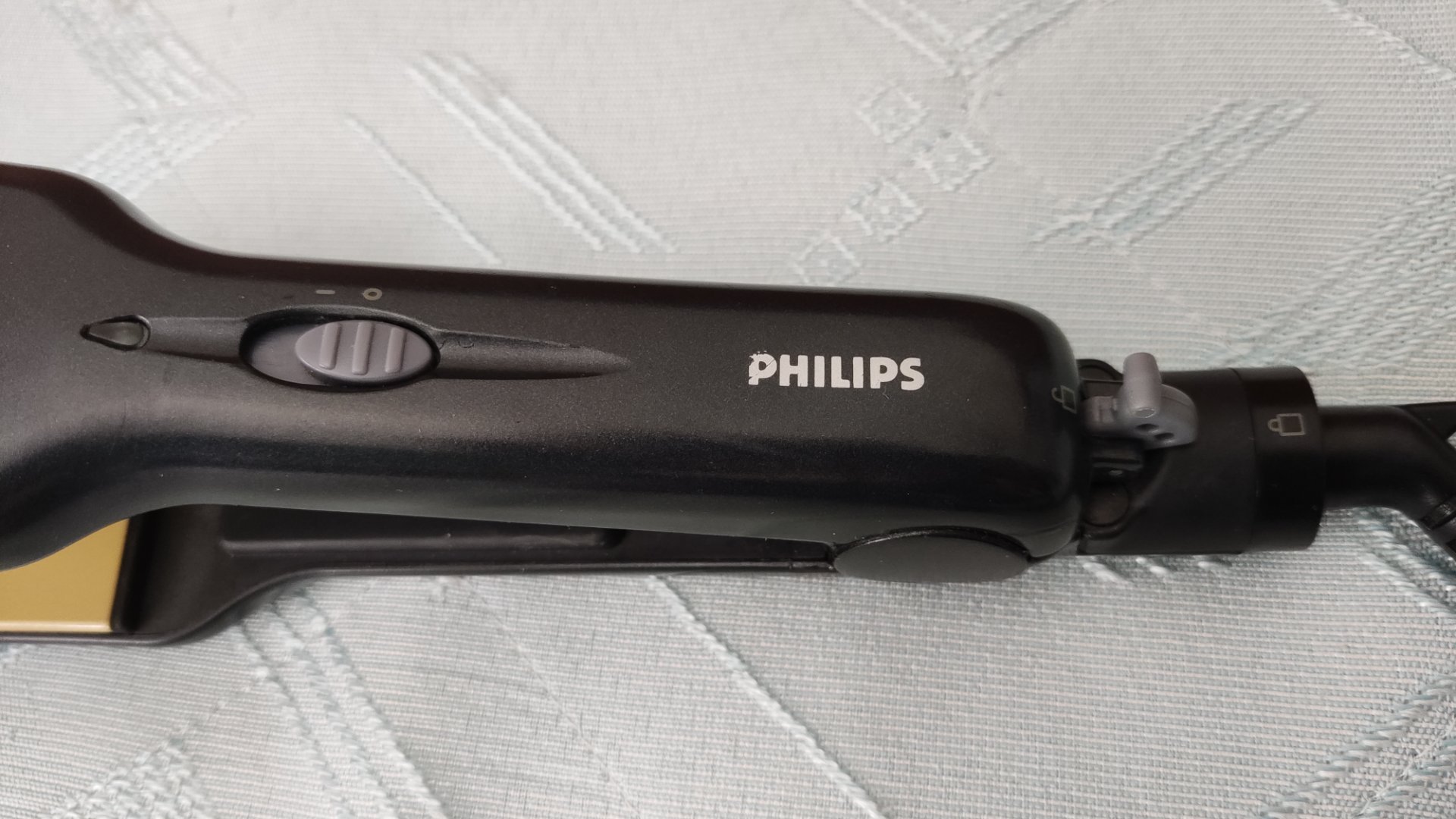 Керамичка пегла Philips - 2