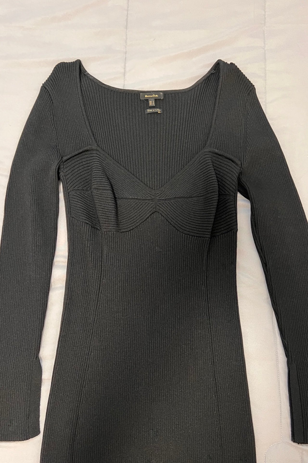 Црн долг плетен фустан Massimo Dutti