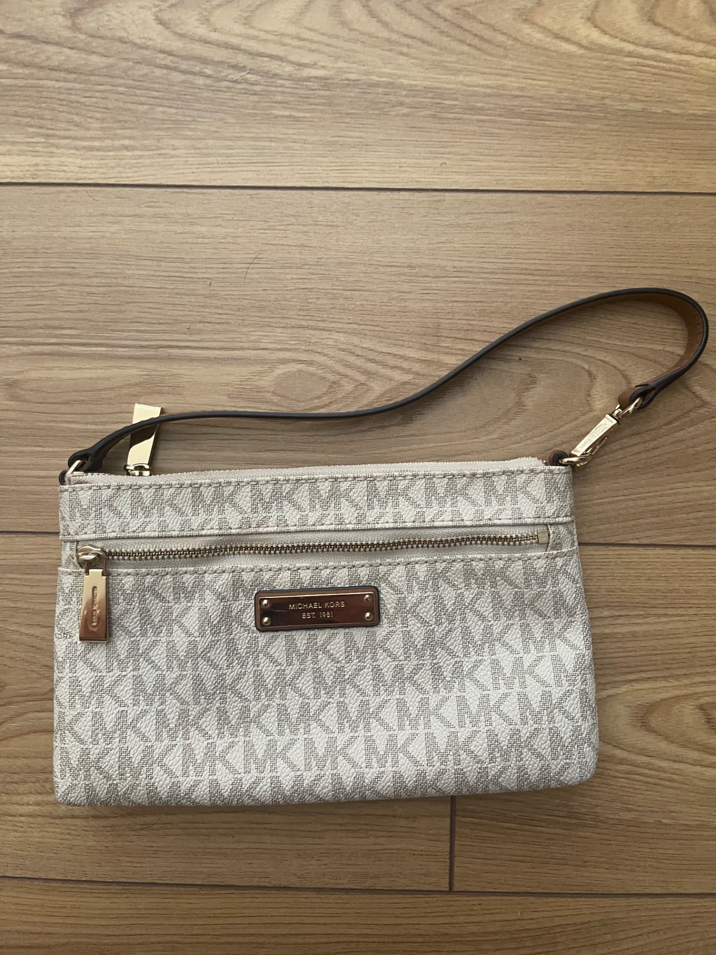 MICHAEL KORS PURSE - 2