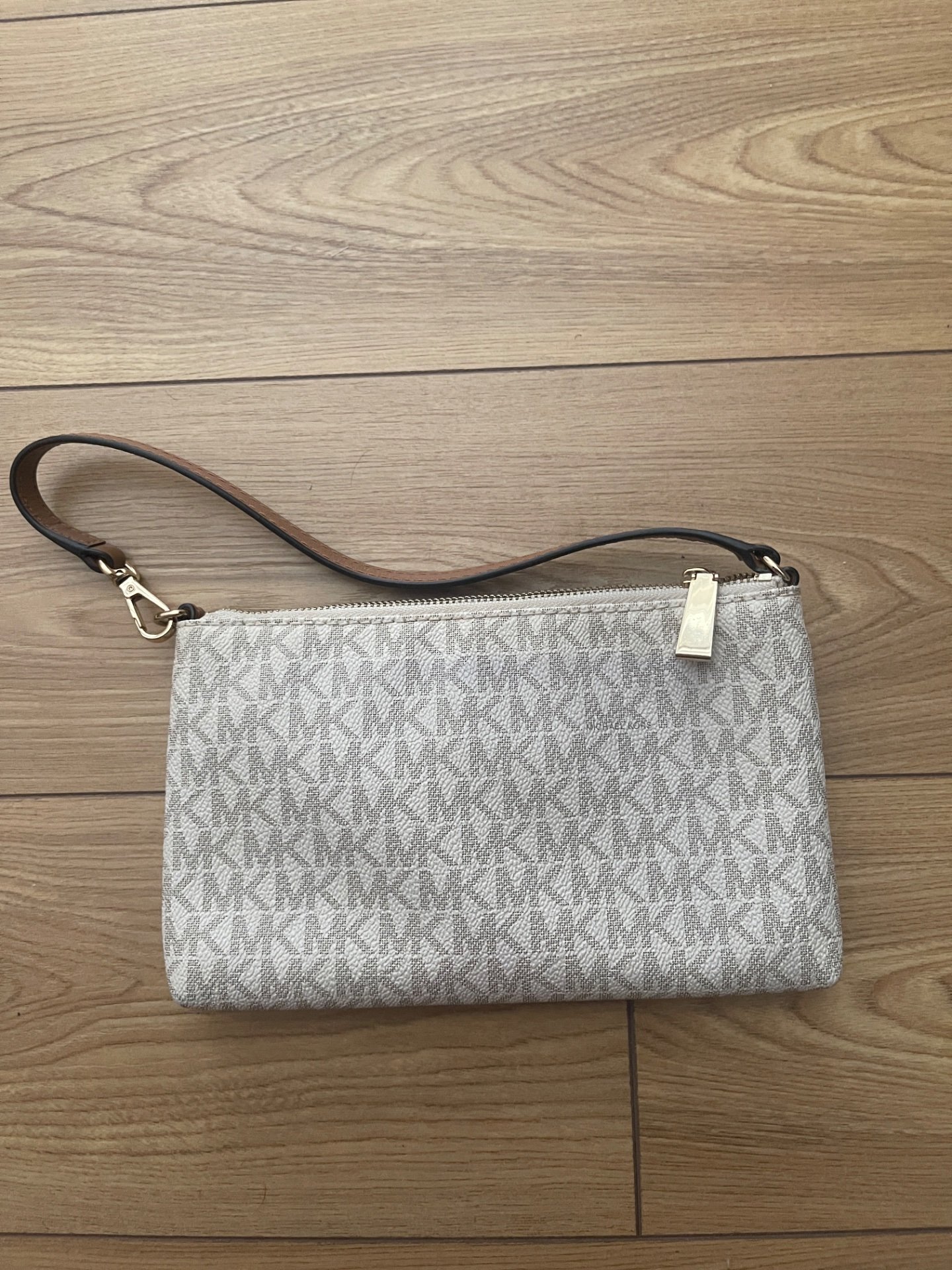 MICHAEL KORS PURSE - 3