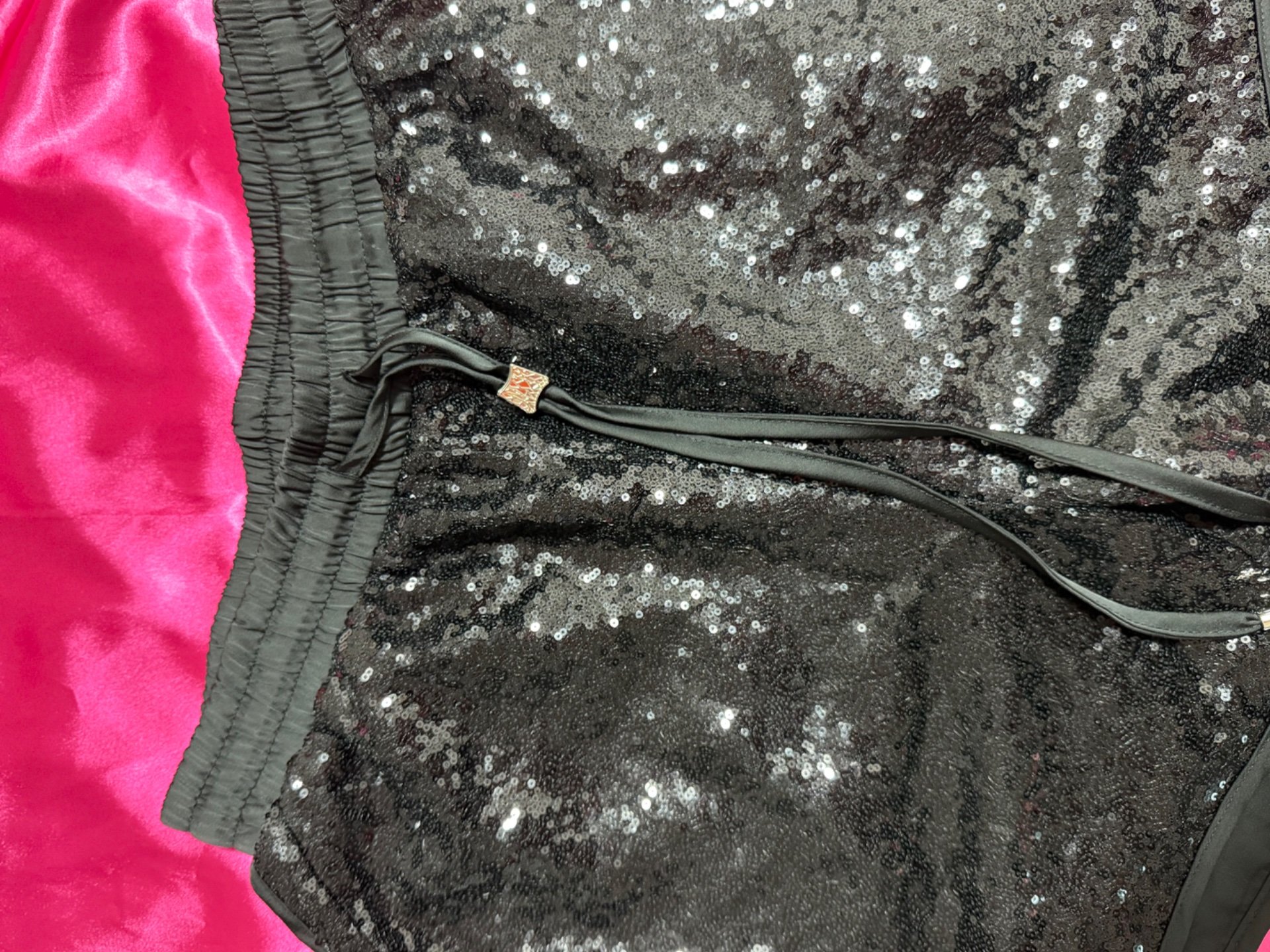 Црни шорцеви - 3