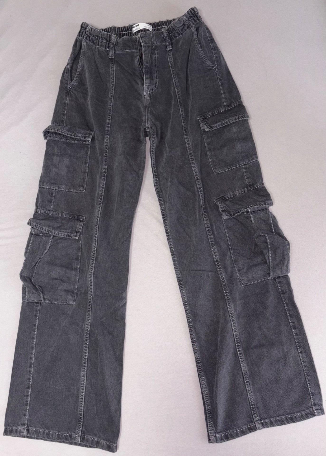 Bershka карго фармерки, величина XS