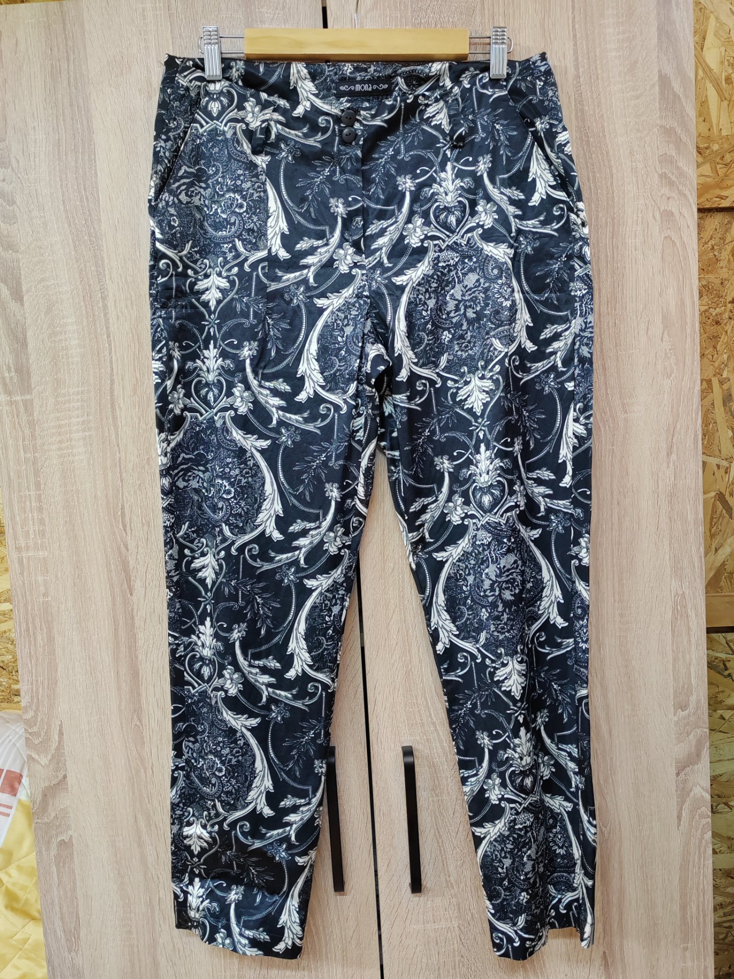 Mona crno beli pantaloni - 2