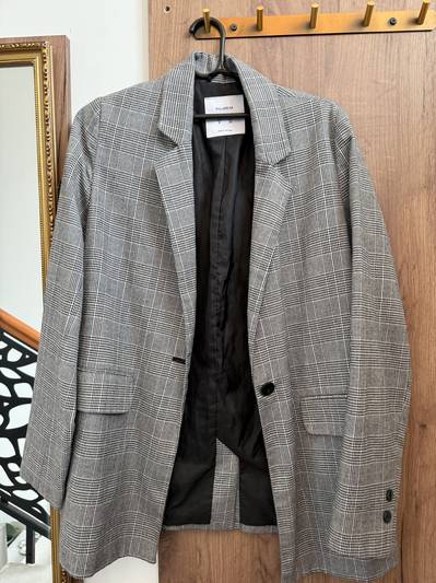 Карирано сако