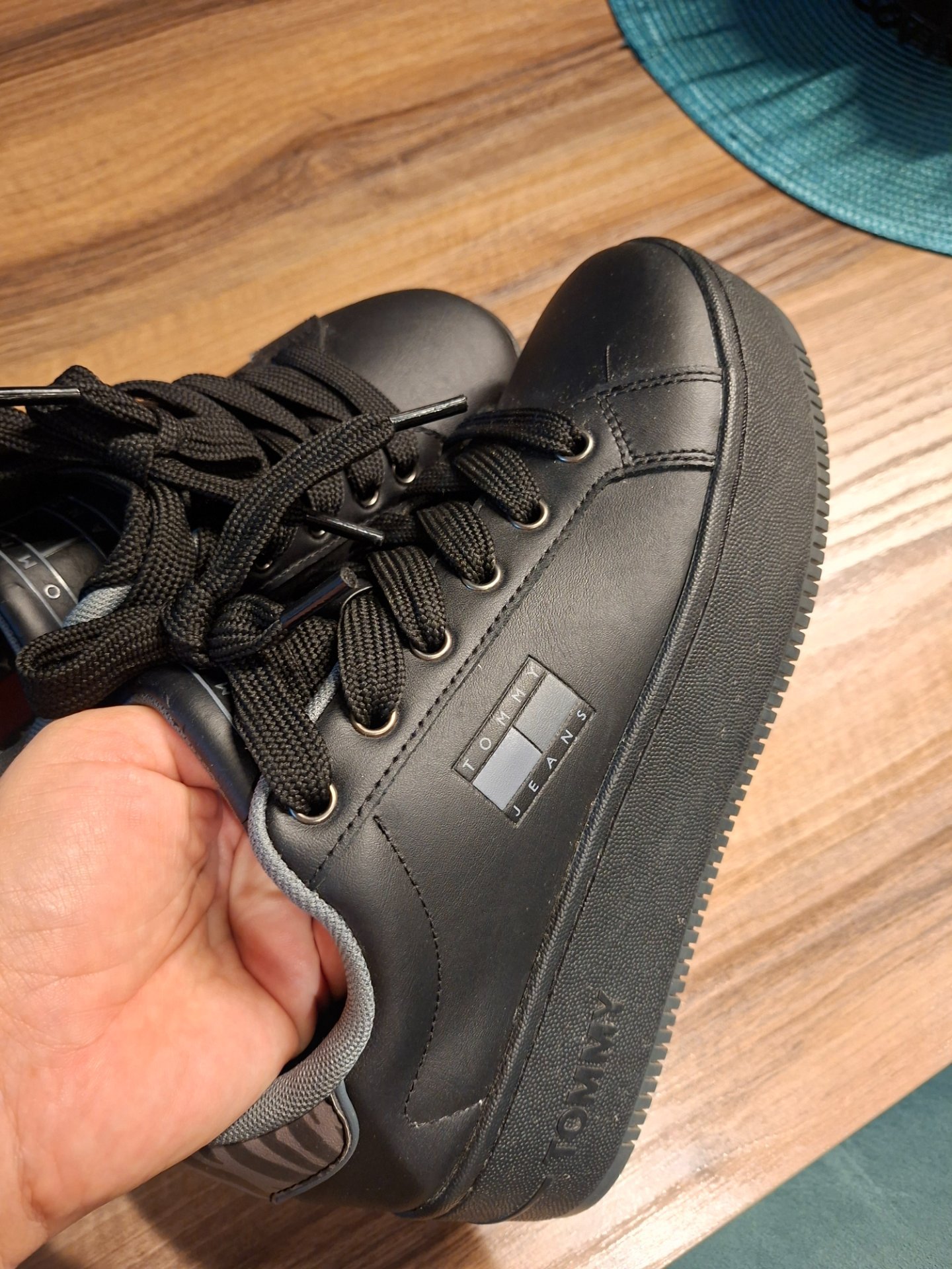 Tommy br.40 - 4