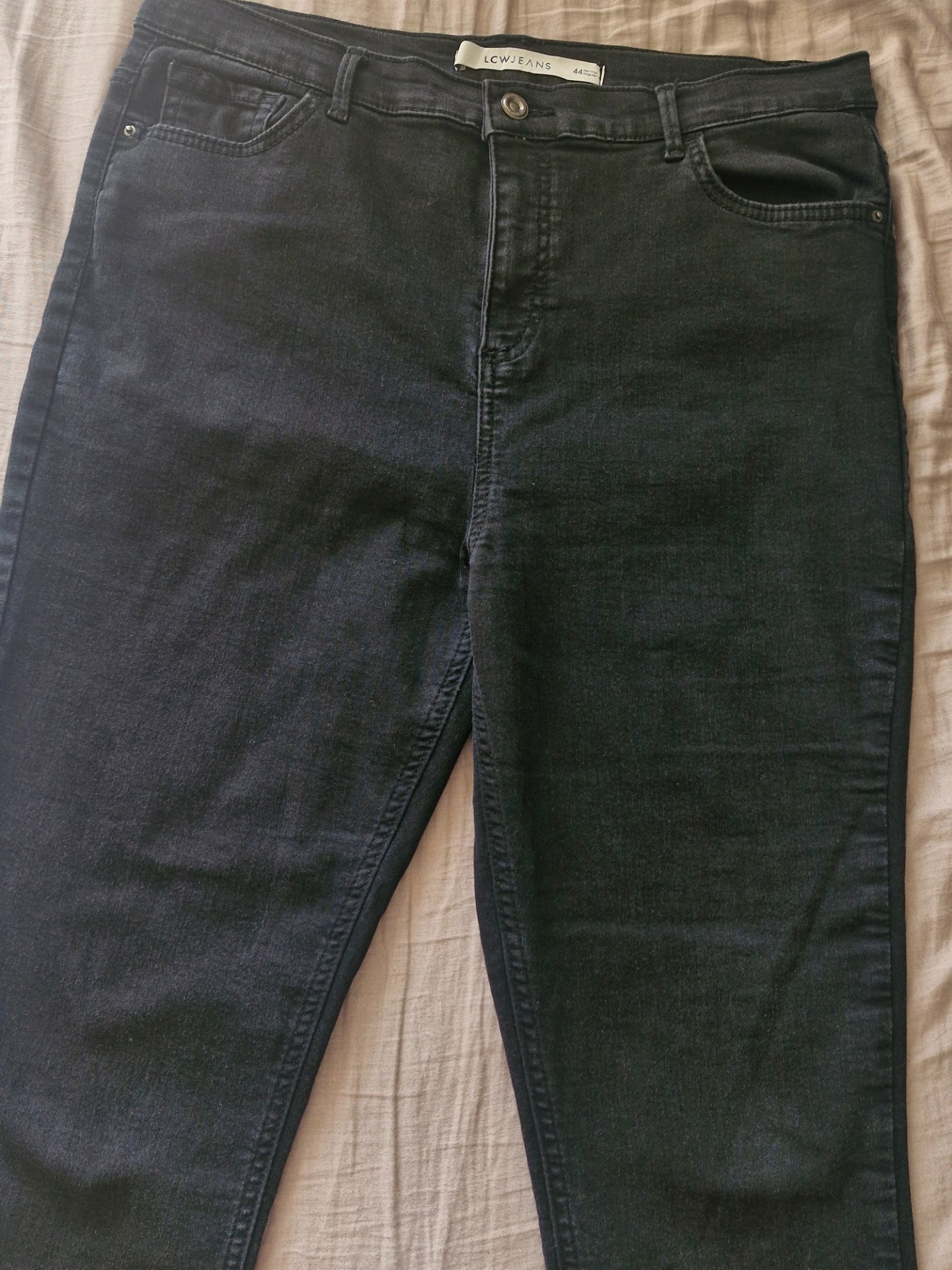 LCW regular fit црни фармерки