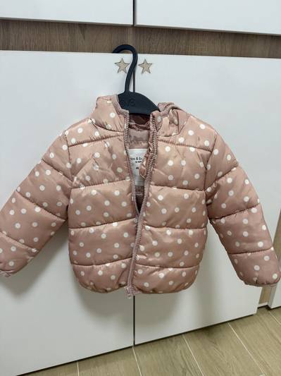 Две јакни за едногодишно девојче