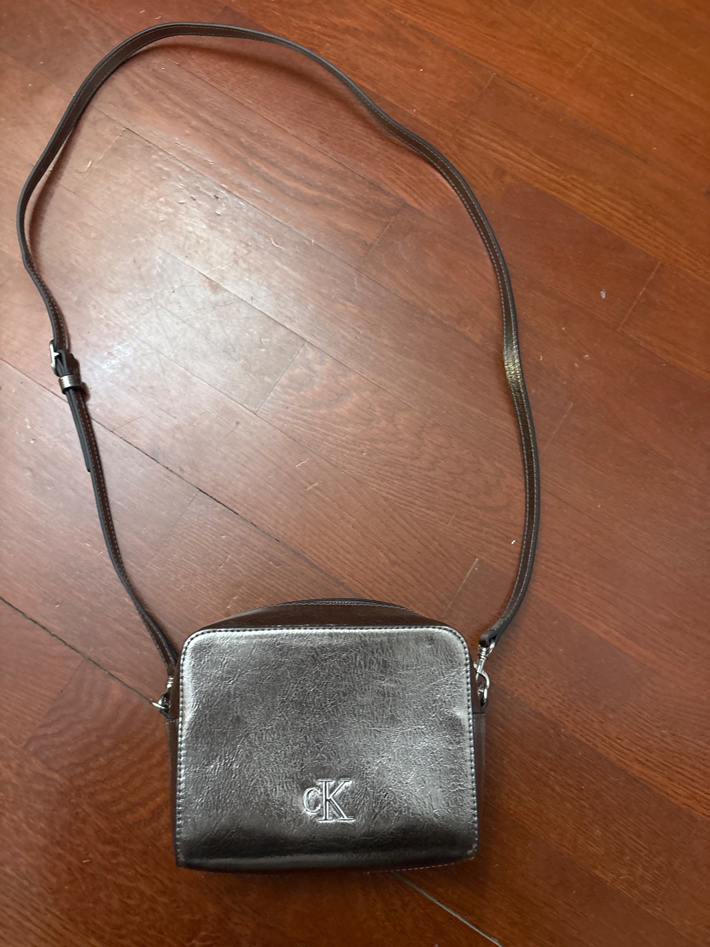 Calvin Klein tasna