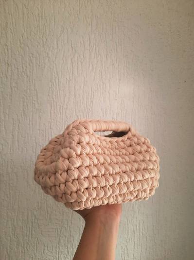 Рачно изработена чанта(Clutch bag)